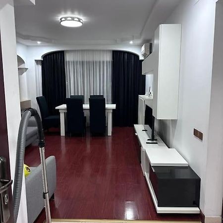 Apartament Complex Bucharest Exterior photo